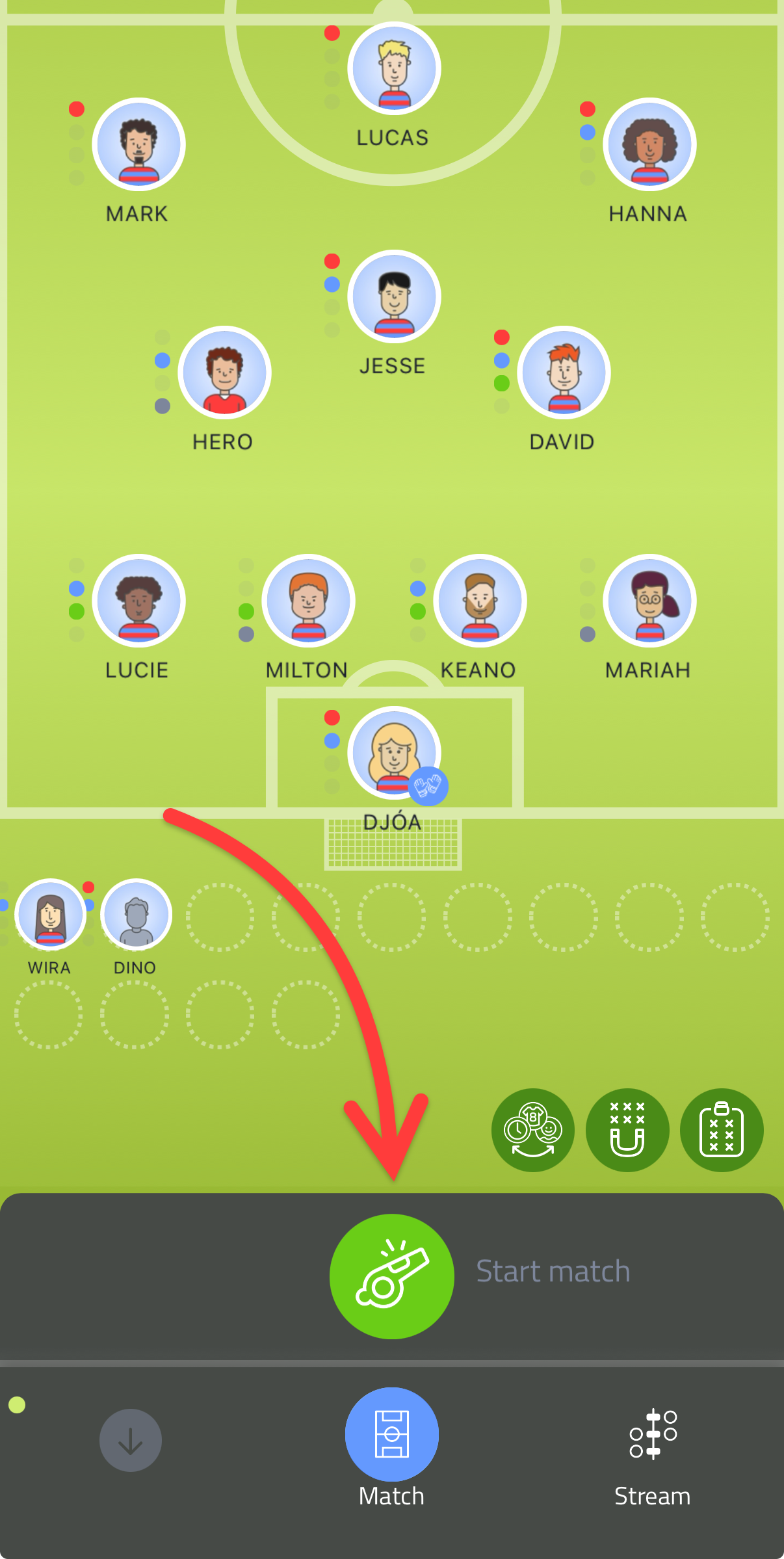 Formation screen with the Start match button highlighted